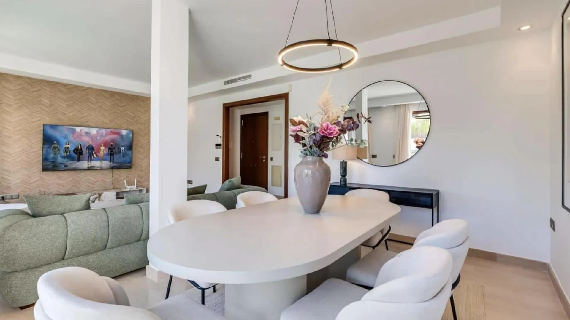 Vacation Marbella I The Sovereign Penthouse, Large Communal Pool, 24H Security, 5Min To Puerto Banus Apartment